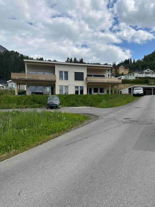 Loen Panorama Leilighet Stryn Eksteriør bilde